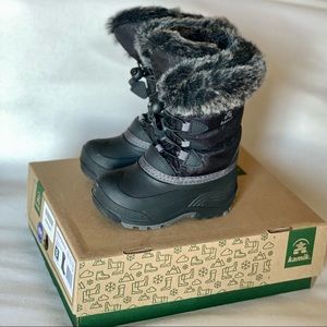 Kamik New Snow Boots size 8 Toddler
